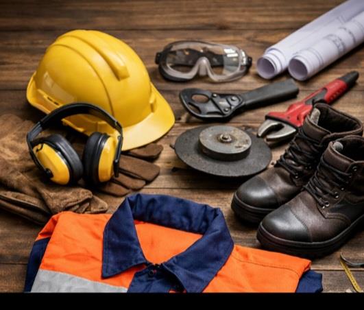 بهترین پارچه برای لباس کار صنعتی کدام است؟ مقایسه کجراه، ترگال و ضدحریق